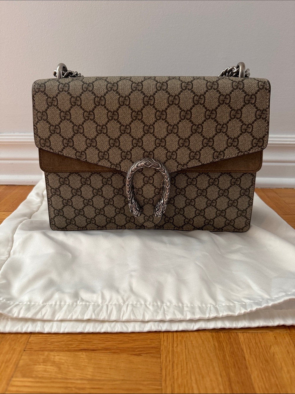 Gucci GG Supreme Shoulder Bag in Beige and Brown with Silver Hardware